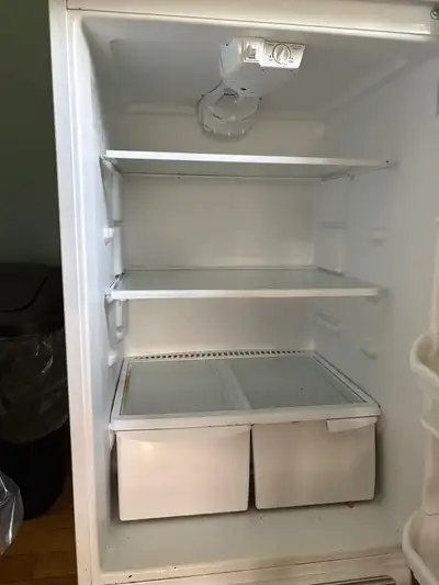 White-Westinghouse refrigerator with top freezer, View more