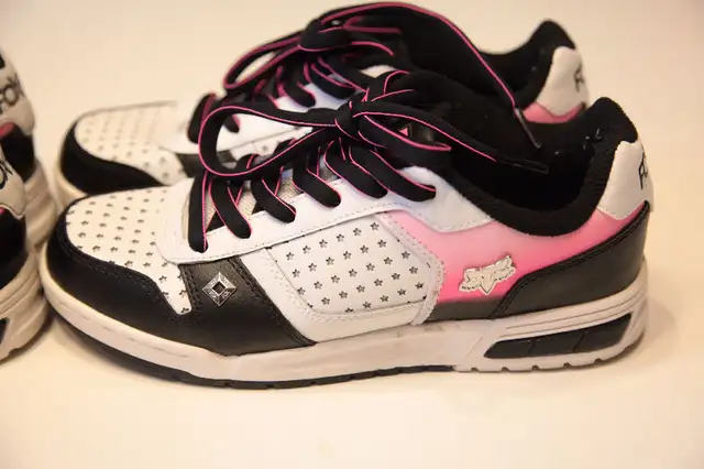 Soulier, FOX Racing Girl. 7. usagé. État Neuf.  Lire descr in Women's - Shoes in Québec City - Image 4