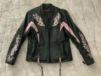 Milwaukee Leather - size XS (fits small / medium) Made of Premium Thick Leather Pink and Black Color...