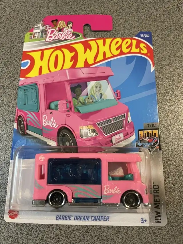 Hot wheels Barbie Dream Camper minivan Van pink