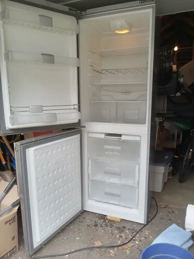 Refrigerator - Blomberg Designer Counter Depth Bottom Freezer62864362445059121