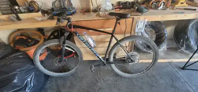 SPECIALIZED (Chisel)  Mount Trail Bike.  Excellent condition., View more