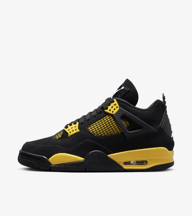 BNIB - Jordan 4 Retro Thunder (2023) (GS) in Men's Shoes in Markham / York Region - Image 3