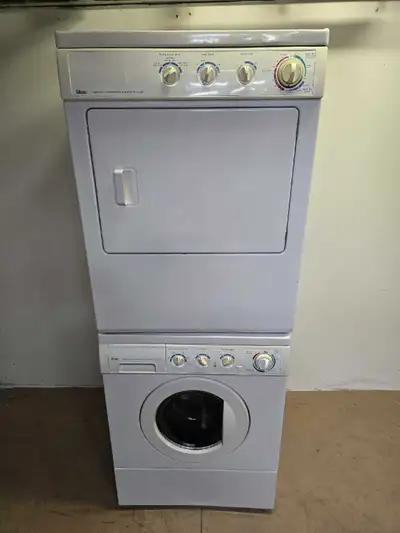 laveuse sécheuse superposé livraison incluse , View more