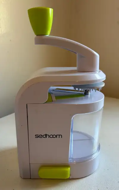 Sedhoom Heavy Duty Spiral Slicer, 4-Blade Vegetable Spiralizer, View more