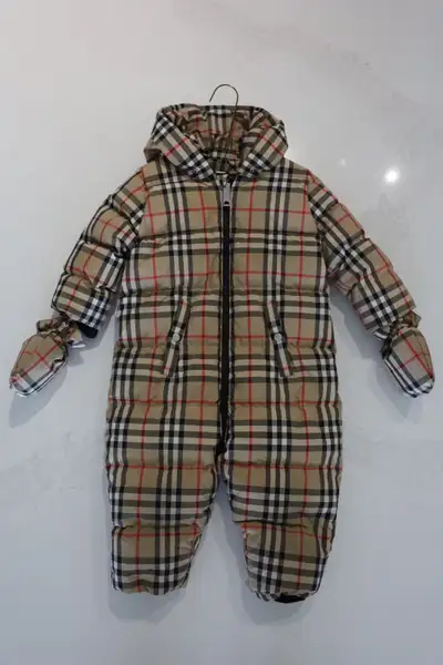 Burberry Down Filled Snowsuit w/ detachable mittens 18mo/86cm, View more