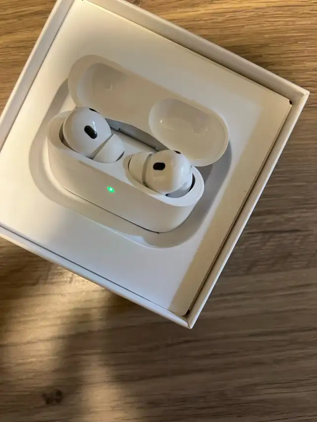 AirPods Pro 2s in Headphones in Winnipeg - Image 5