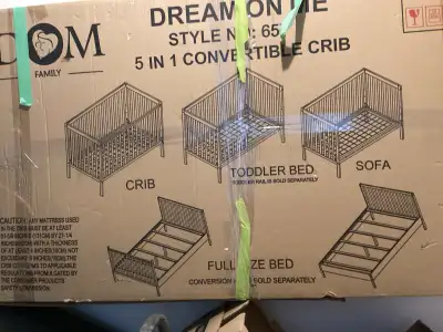 crib/toddler bed, baby accessories , View more