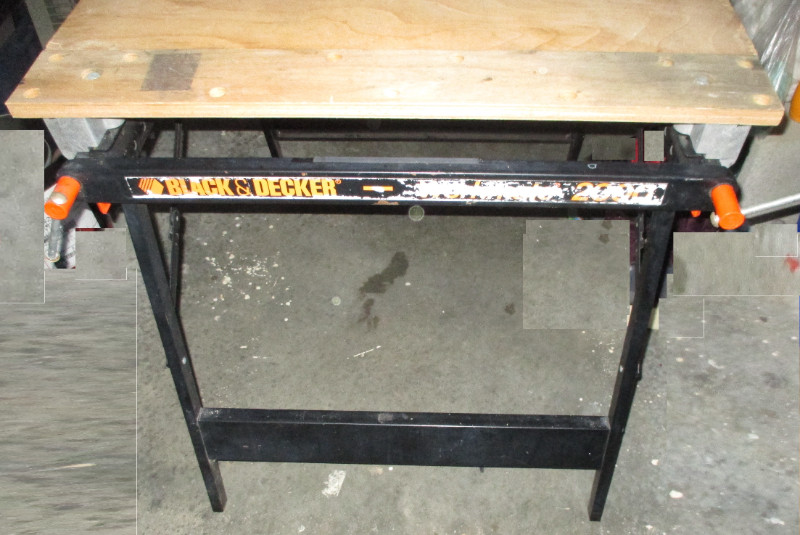 Black and shop decker workmate 2000