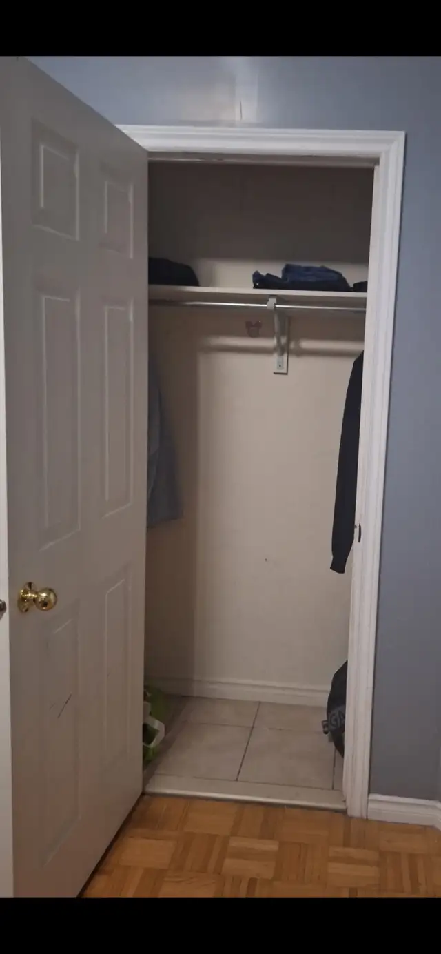York University Village in Room Rentals & Roommates in City of Toronto - Image 2