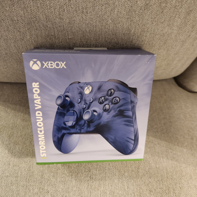 Xbox Wireless Controller - Stormcloud Vapor Edition in XBOX One in Kitchener / Waterloo