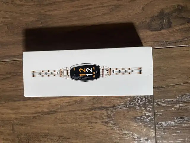 Multifunctional watch for women.