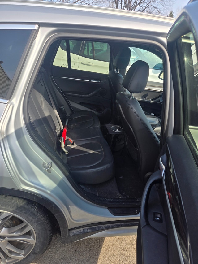 Bmw x1 28i 2017 — photo 3