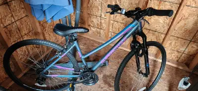 vélo femme / women's bike - like new, View more