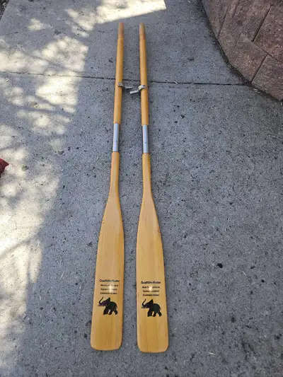 Beautiful 2 piece oars made by Metzler in Germany, perfect condition. 67" oa assembled. High quality...