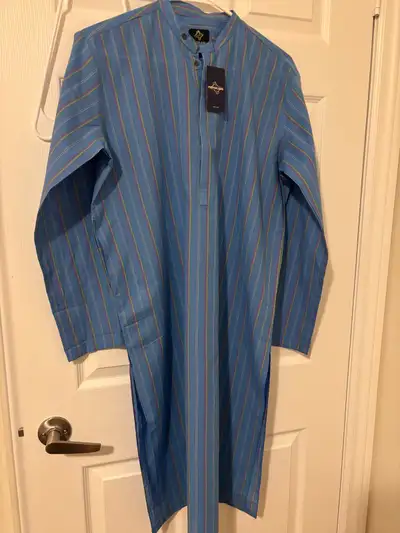 Mens kurtas size small, View more