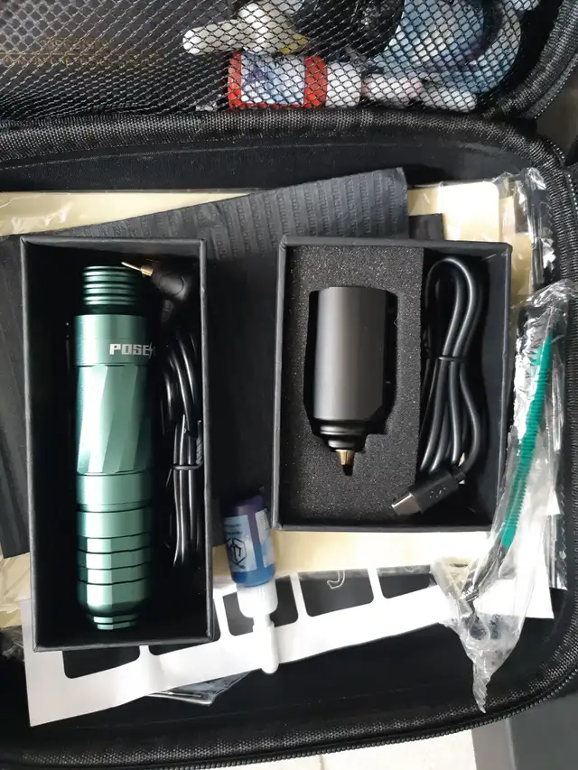 Poseidon Tattoo kit with cartdridge in Hobbies & Crafts in Ottawa - Image 2
