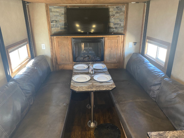 Fully Furnished RV ice Castle for working professionals in Short Term Rentals in Kenora