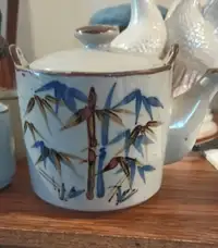 Taiwan Ceramic Tea Pot and cups