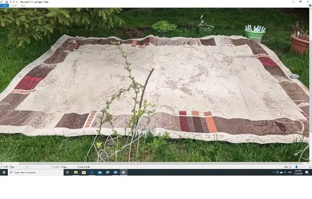 Carpet (very good condition) in Rugs, Carpets & Runners in Oshawa / Durham Region - Image 2