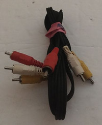 Câble 3-Male to 3-Male Composite Cable 4 Feet Long