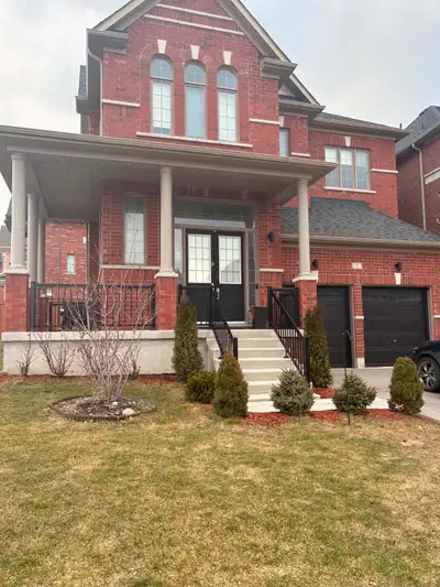 STUNNING 4-BEDROOM DETACHED HOME | CORNER LOT | EAST GWILLIMBURY 1 Frank Kelly Drive, East Gwillimbu...