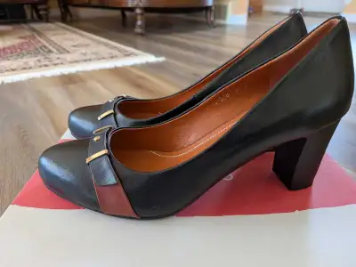 women's dress shoes , View more