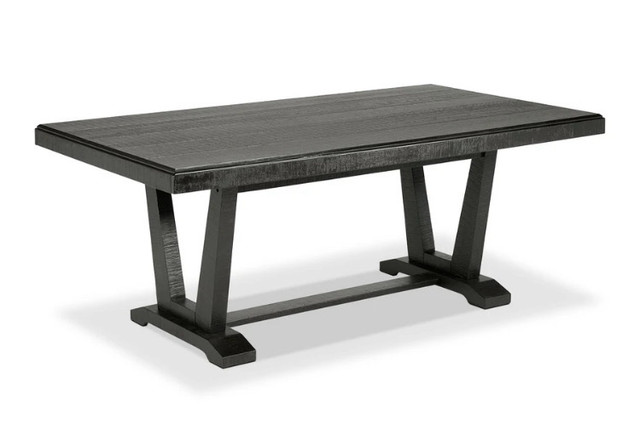 Dining Table in Dining Tables & Sets in Mississauga / Peel Region - Image 4