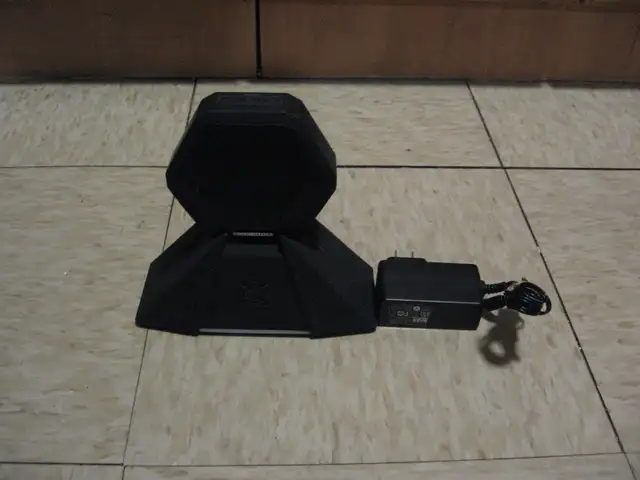 Boombotix Boombot Pro Bass Station Wireless Bluetooth Rechargeab in Other in Ottawa - Image 3