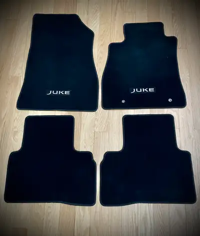OEM NISSAN JUKE Black Carpet 4 Piece Floor Mat Set • 999E2-6X000, View more