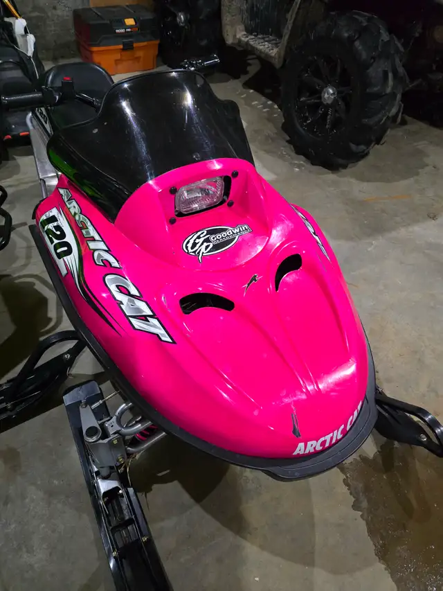 2008 Arctic Cat 120 - Kids Snowmobile