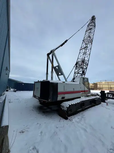 1990 Sumitomo LS118RH crawler crane. 3 winch set up. 3 winch set up. Can help with move. 110,000 ren...