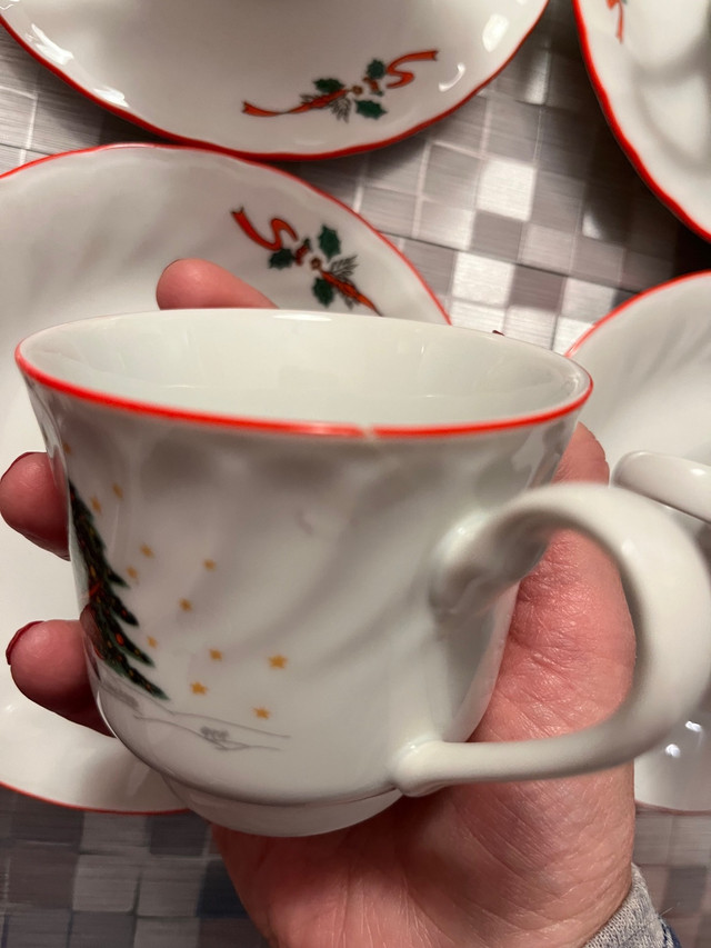 Kopin Set of 4 Cups and Saucers (Read description) in Arts & Collectibles in Oshawa / Durham Region - Image 4