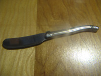 Petit couteau tranchant LAGUIOLE stainless steel 6,25" de long.