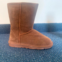 Brand New!! Women's Winter Boots!! Pick Up Only!! Size 6 & 7