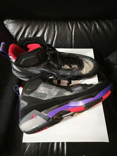 Jordan 37 Raptors sz 13, View more
