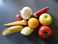 Fruits et légumes en papier mâché vernis mexicains