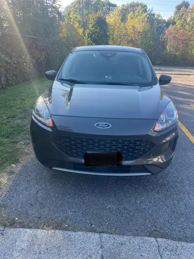 First owner, Purchased in 2021, regularly maintained, new battery and winter tires