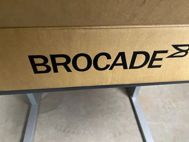 brocade ICX7450-48f-E Switch403929276750254084