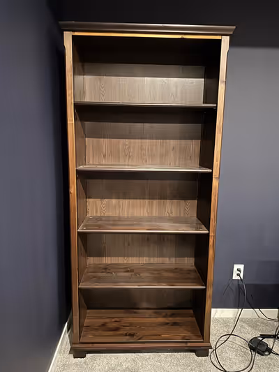 Excellent condition, in like new condition. One catch! One shelf was put in upside down You can disa...