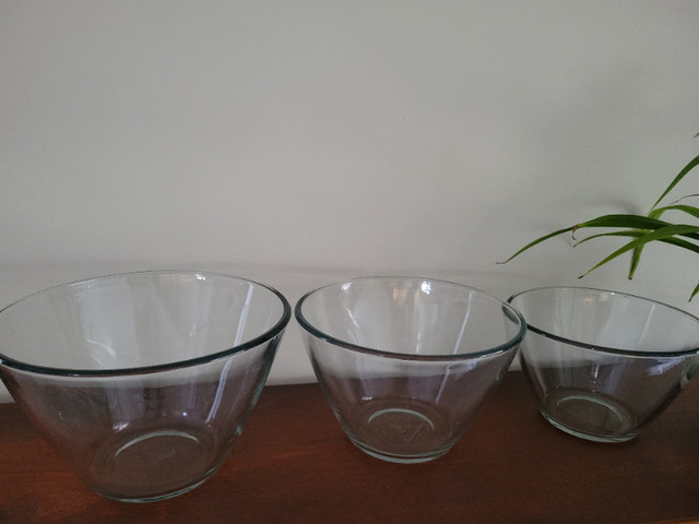 Anchor Splashproof Glass Mixing Bowl Set – 4 / 3 / 2 quart in Kitchen & Dining Wares in Cole Harbour - Image 2