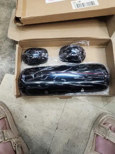 I am selling a brand new set of universal fit blacked-out cab roof marker lights with a smoked finis...