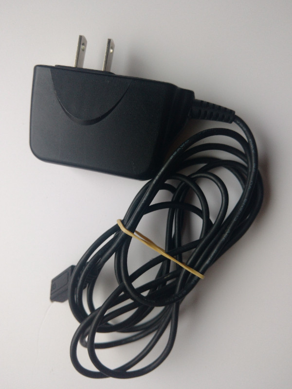 chargeur LG charger original micro USB dans Accessoires pour cellulaires  à Ville de Montréal