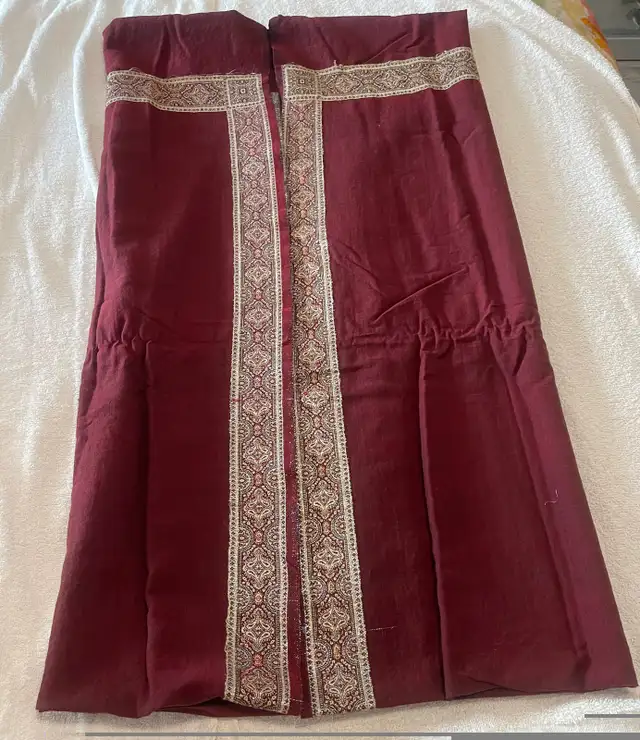 Dual Colour Maroon & Brown Dyed Border Embroidered Wool Shawl in Women's - Other in Oshawa / Durham Region - Image 3