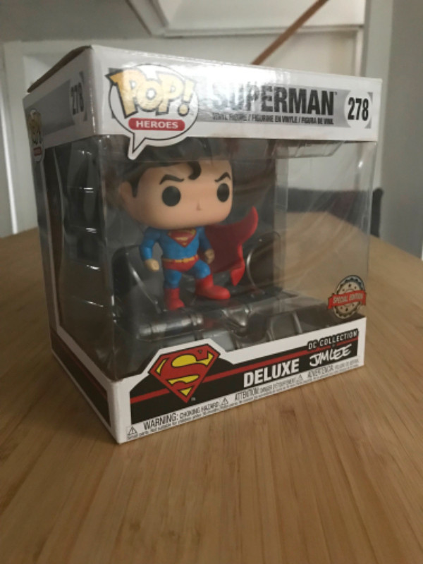 Deluxe POP! Superman #278 New $10 dans Jouets et jeux  à St. Catharines - Image 4