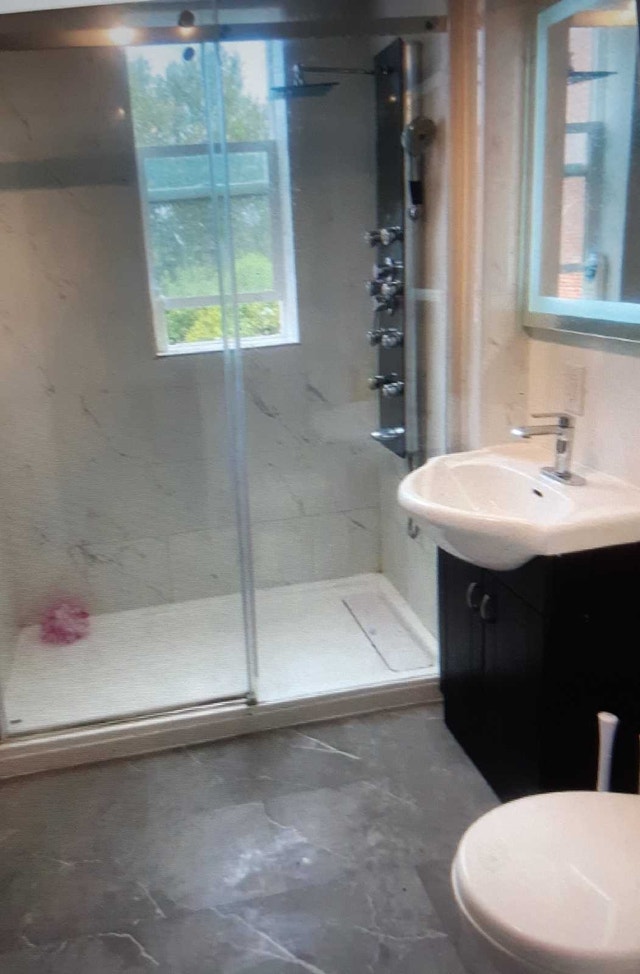 6 et demi TOUT EST INCLUS 3 chambres coucher (4 possible) — photo 2