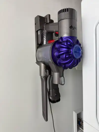 Dyson V6+, View more