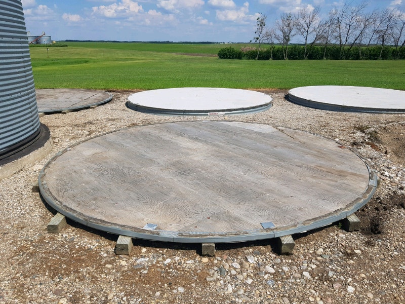 **SOLD** 14' Wood Grain Bin Floors Farming Equipment Regina Kijiji
