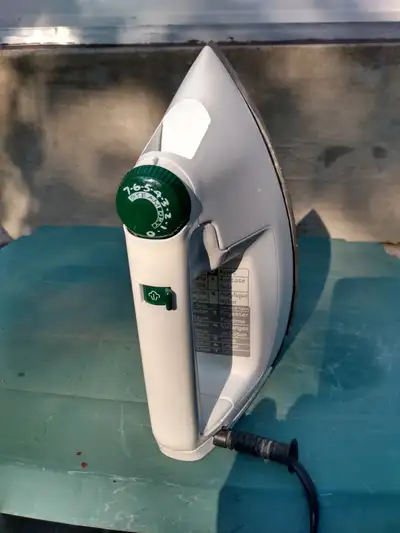 Proctor-Silex "Ultra-Ease" Iron, View more