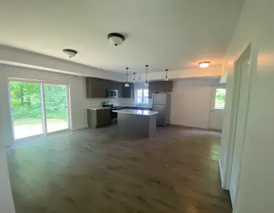Modern 2 Bed, 1 Bath Rental – Stylish Living in Huntsville